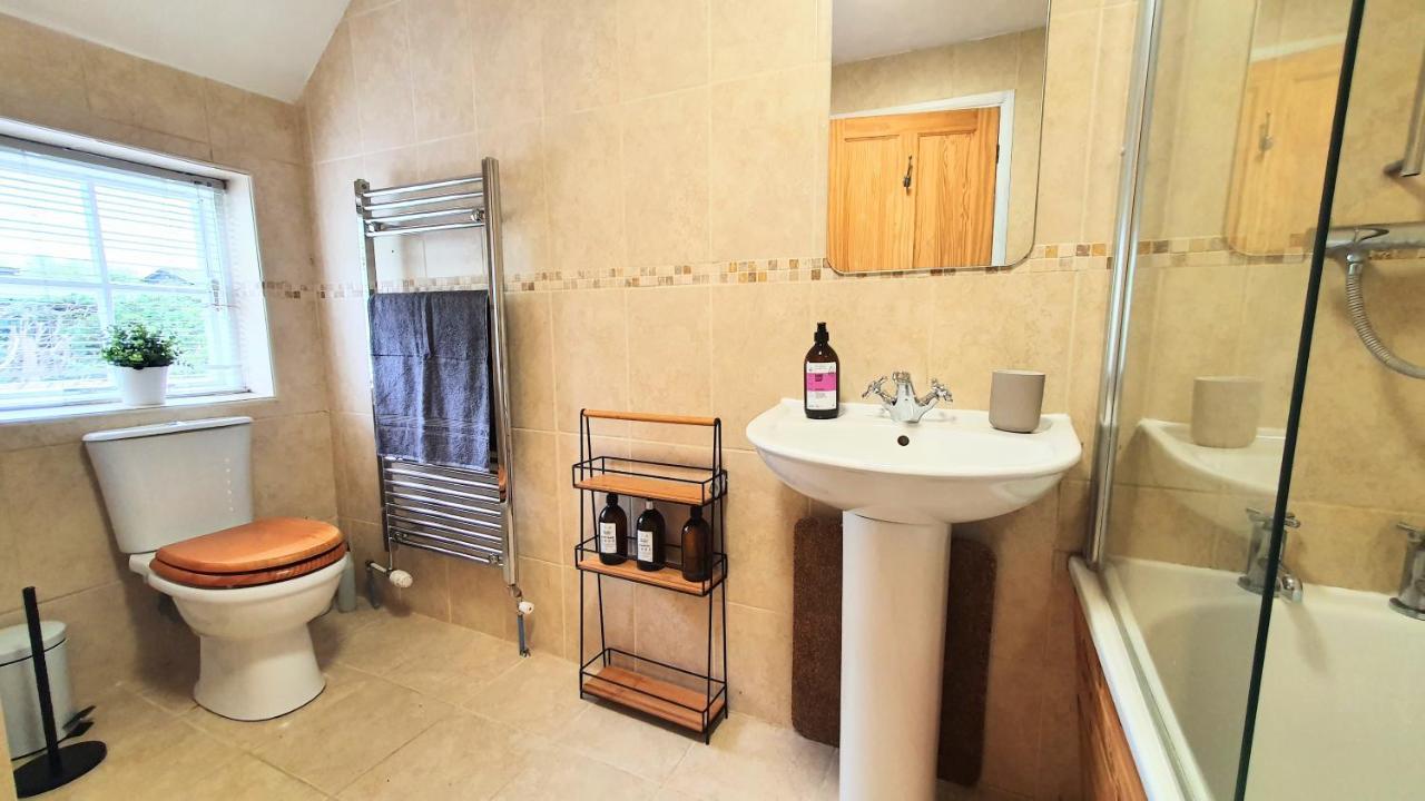 Glenfield Cottage - Secluded Luxury Deep In The Oxfordshire Countryside Wilcote Eksteriør bilde