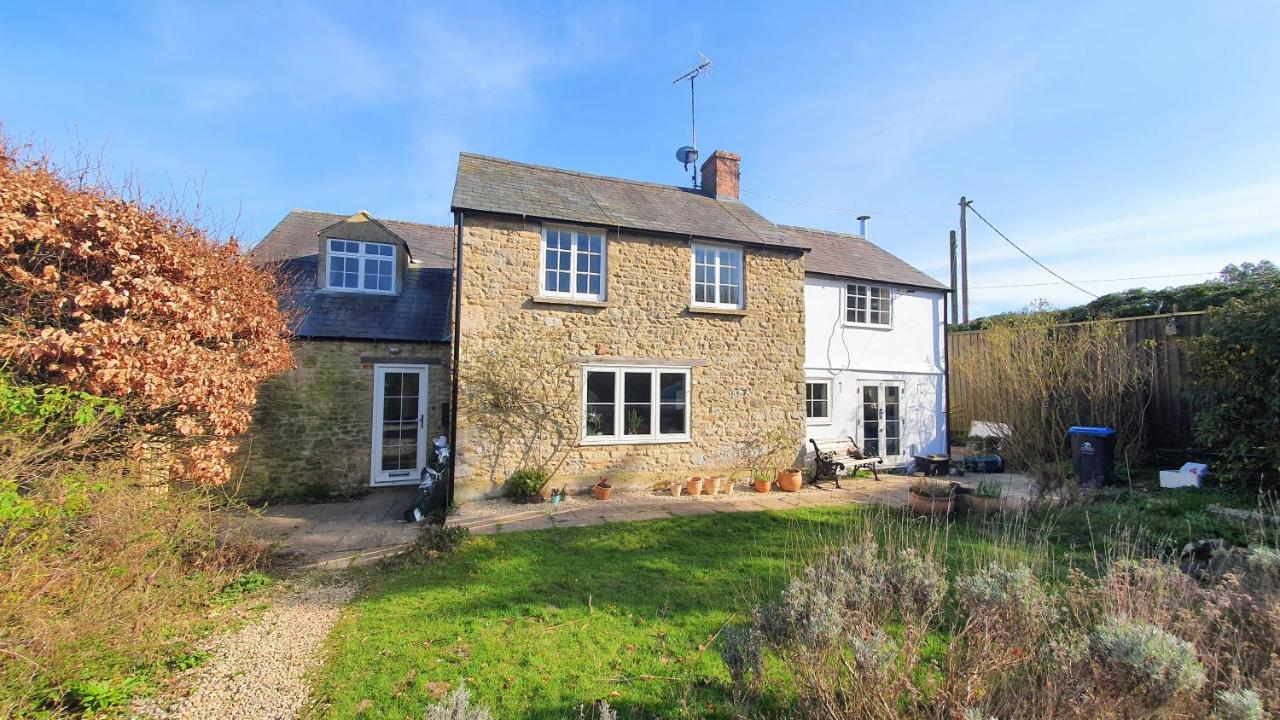 Glenfield Cottage - Secluded Luxury Deep In The Oxfordshire Countryside Wilcote Eksteriør bilde