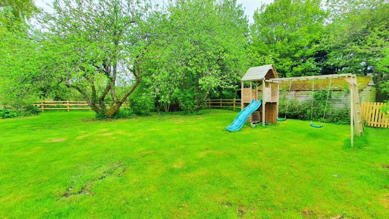 Glenfield Cottage - Secluded Luxury Deep In The Oxfordshire Countryside Wilcote Eksteriør bilde