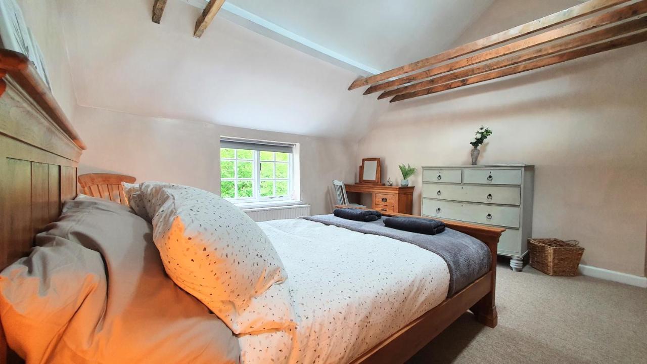 Glenfield Cottage - Secluded Luxury Deep In The Oxfordshire Countryside Wilcote Eksteriør bilde