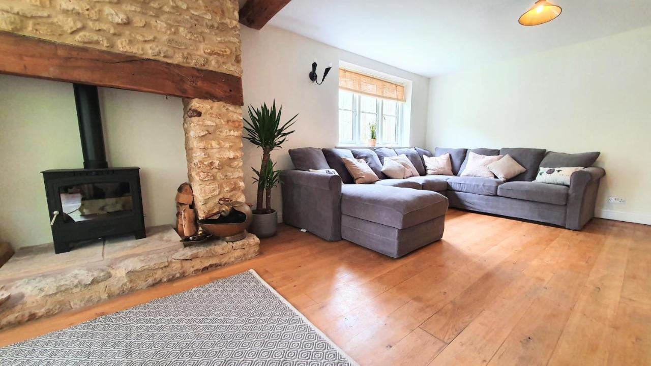 Glenfield Cottage - Secluded Luxury Deep In The Oxfordshire Countryside Wilcote Eksteriør bilde
